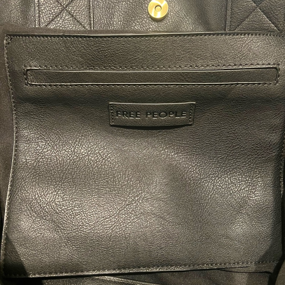 Free people tote. Excellent condition. Non smoking home. - Picture 3 of 5